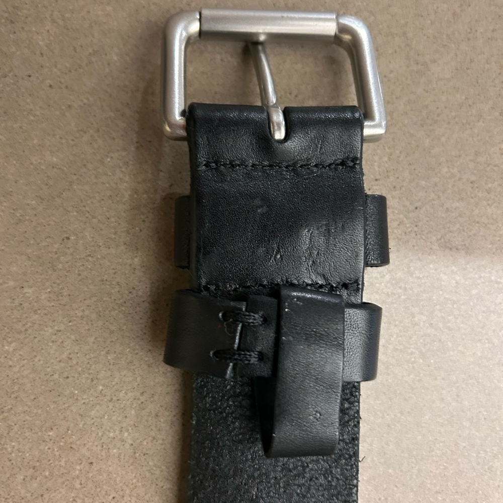 Ralph Lauren Sleek & Stylish Black and Silver Belt
